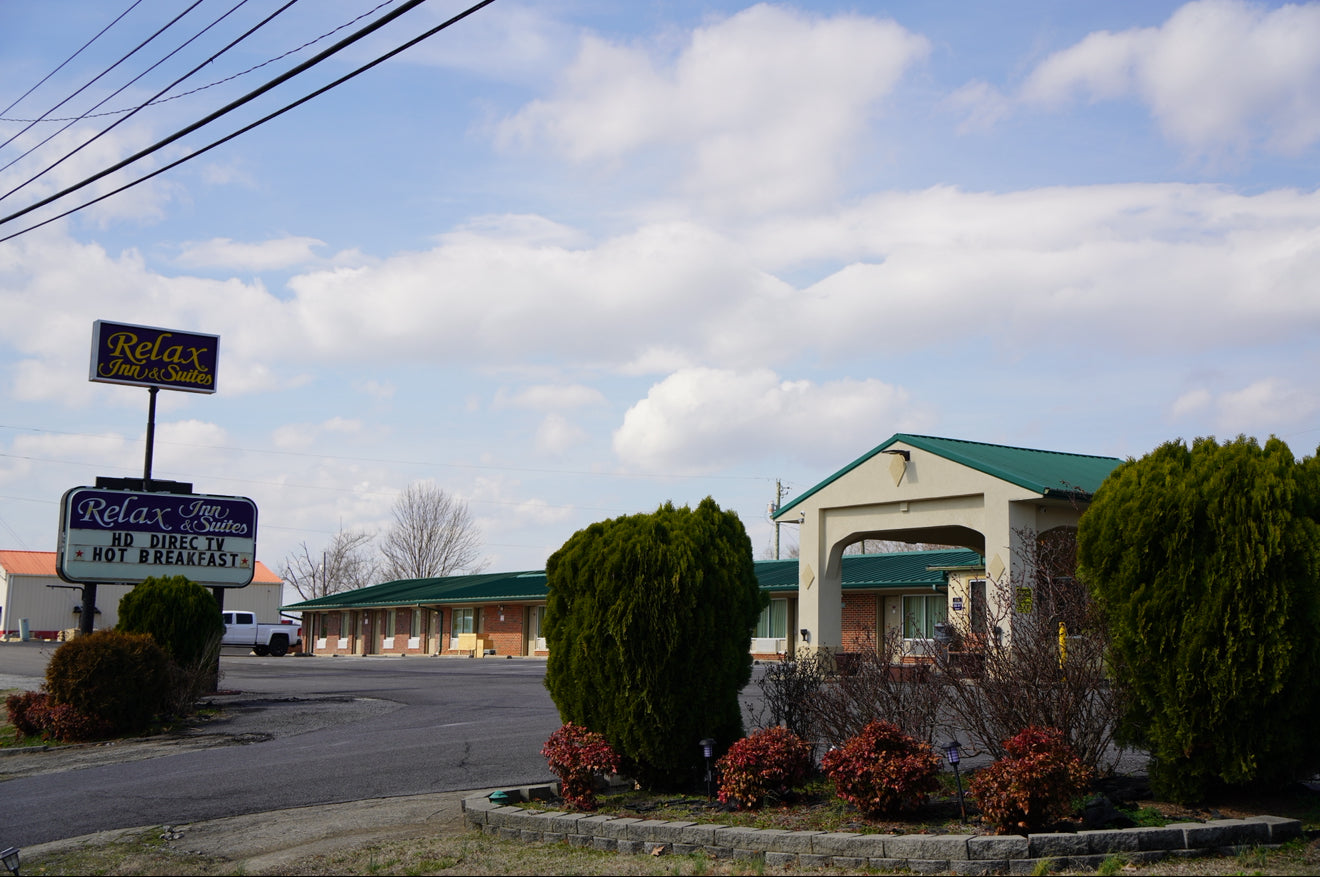 Relax Inn & Suites